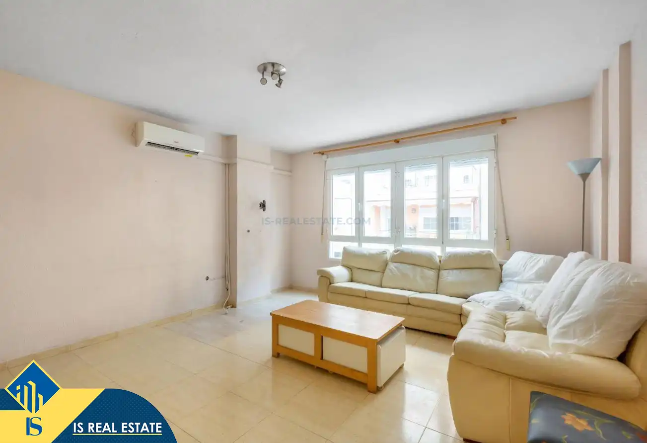 Apartament amb ascensor en venda a Centro