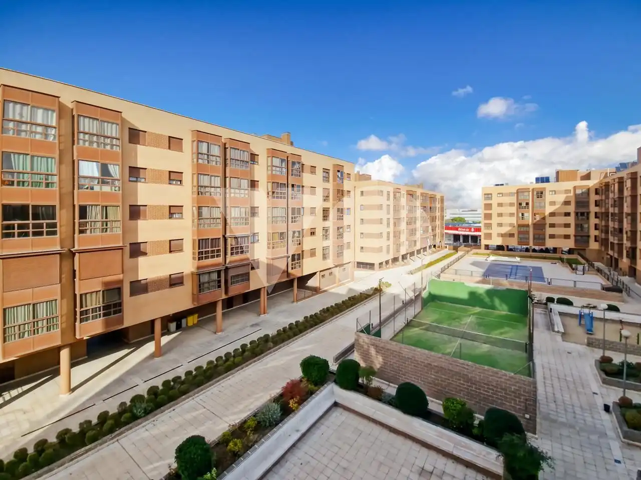 Vista exterior de Pis en venda en Madrid amb Aire condicionat, Calefacció i Sauna
