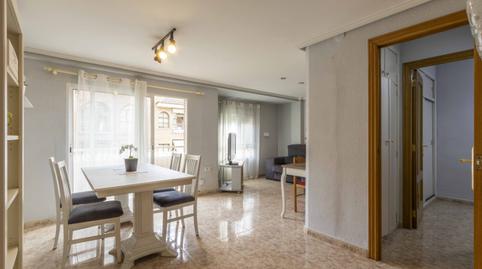 Foto 2 de Piso en venta en Torrefiel,  Valencia Capital