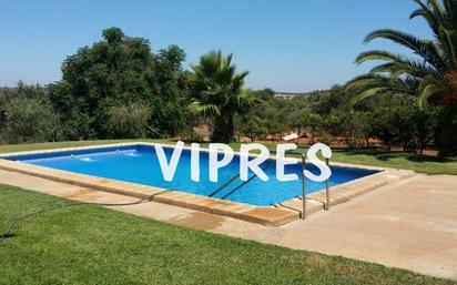 Piscina de Casa o xalet en venda en Mérida amb Aire condicionat, Terrassa i Piscina