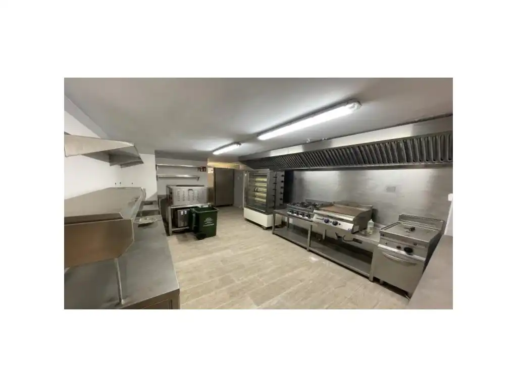 Local comercial en venta en Sector Muga b, imagen 4