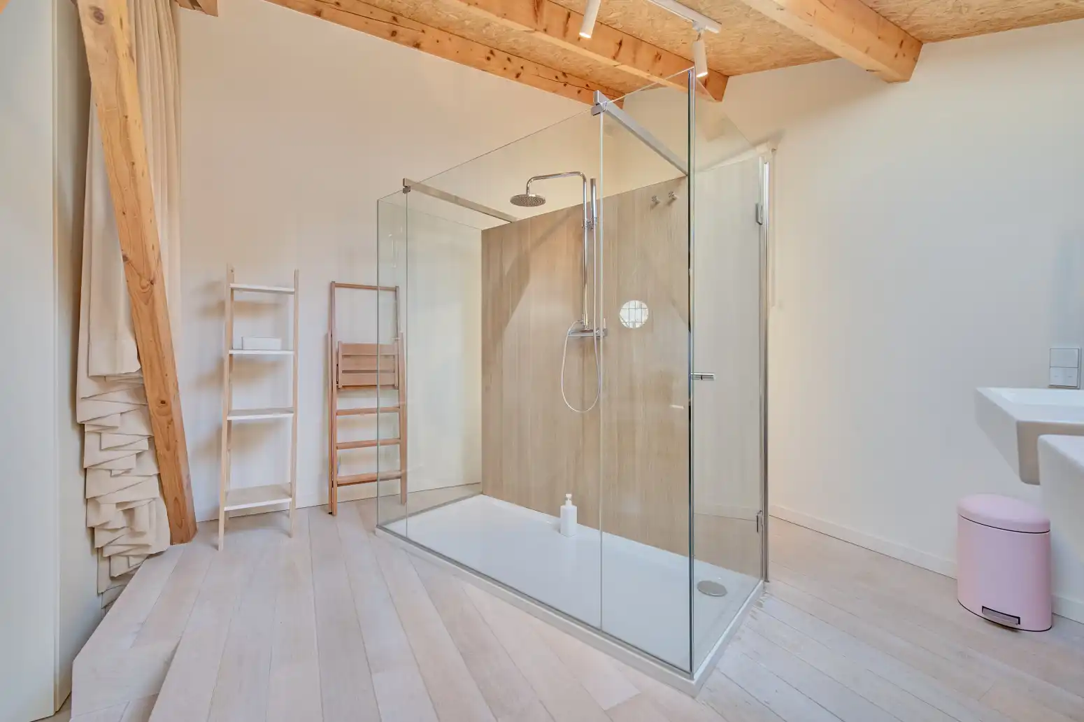 Baño de Casa adosada en venta en  Pamplona / Iruña con Calefacción, Jardín privado y Parquet