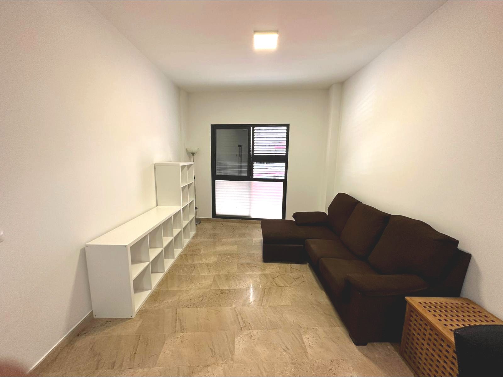 Sala d'estar de Planta baixa de lloguer en Alfara del Patriarca amb Aire condicionat i Moblat