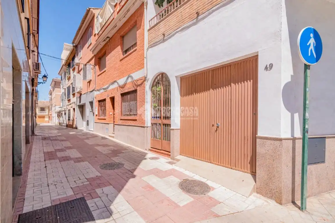 Exterior view of Detached homes for sale in Granada  with Terrace and Balcony