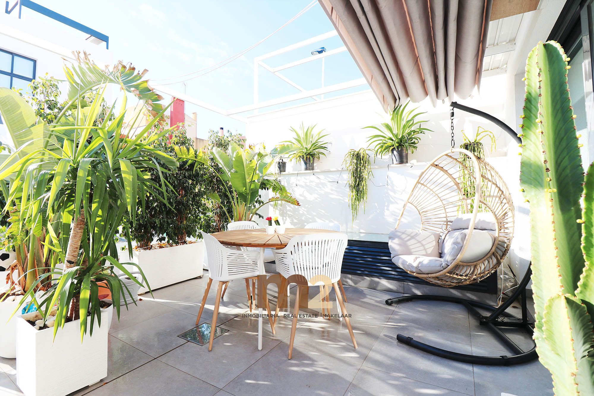 Terrassa de Casa adosada en venda en Guardamar del Segura amb Aire condicionat, Terrassa i Moblat