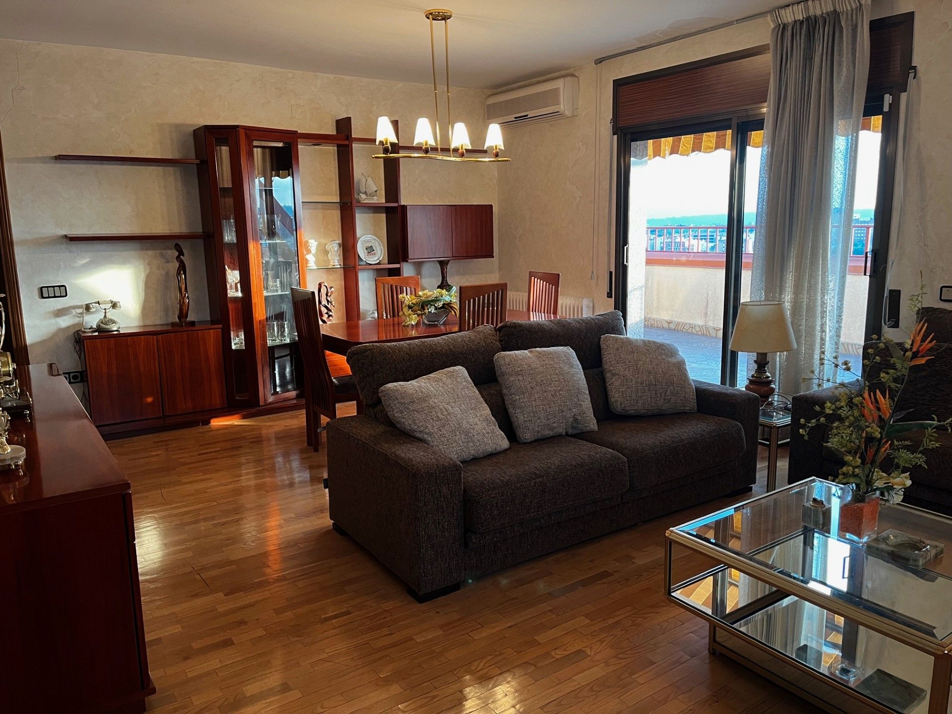 Sala d'estar de Àtic en venda en Sabadell amb Aire condicionat, Calefacció i Parquet