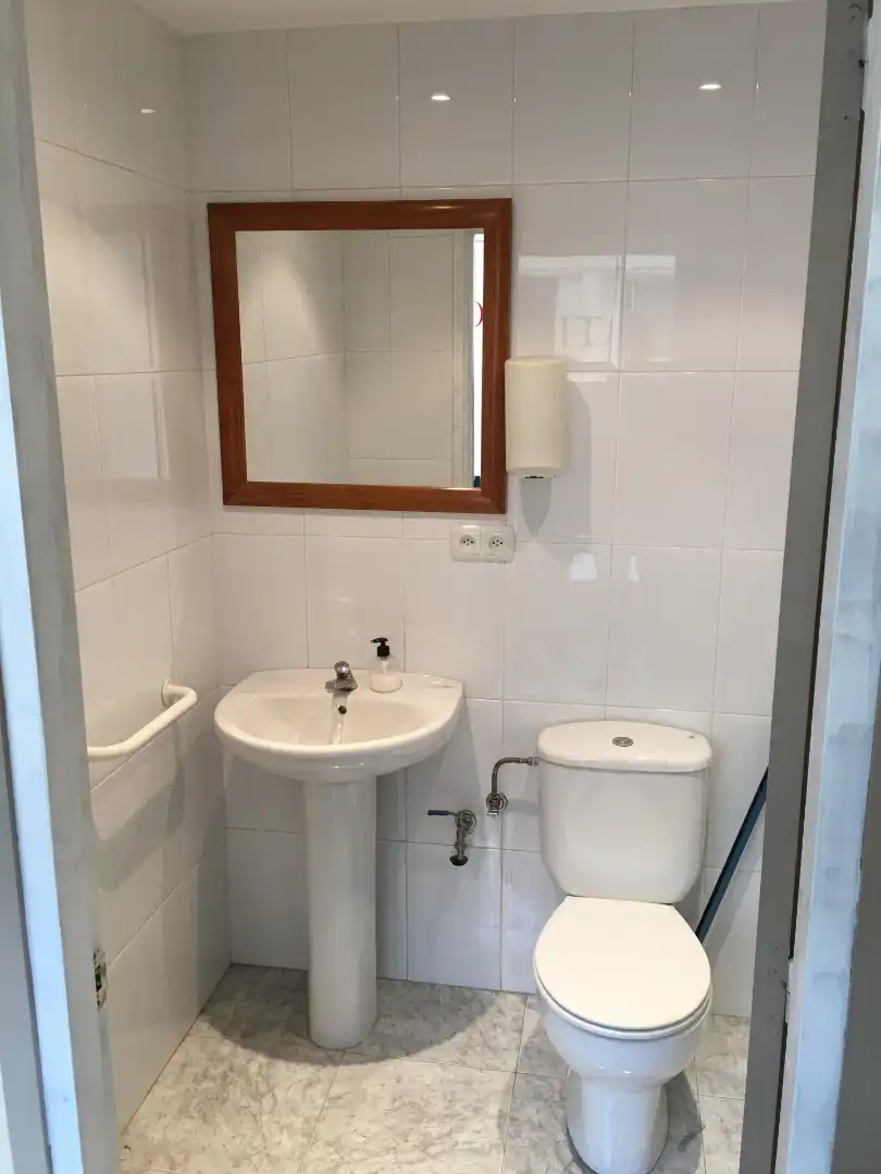 Business premises to rent in Carrer de Bernat Boades, imagen 13