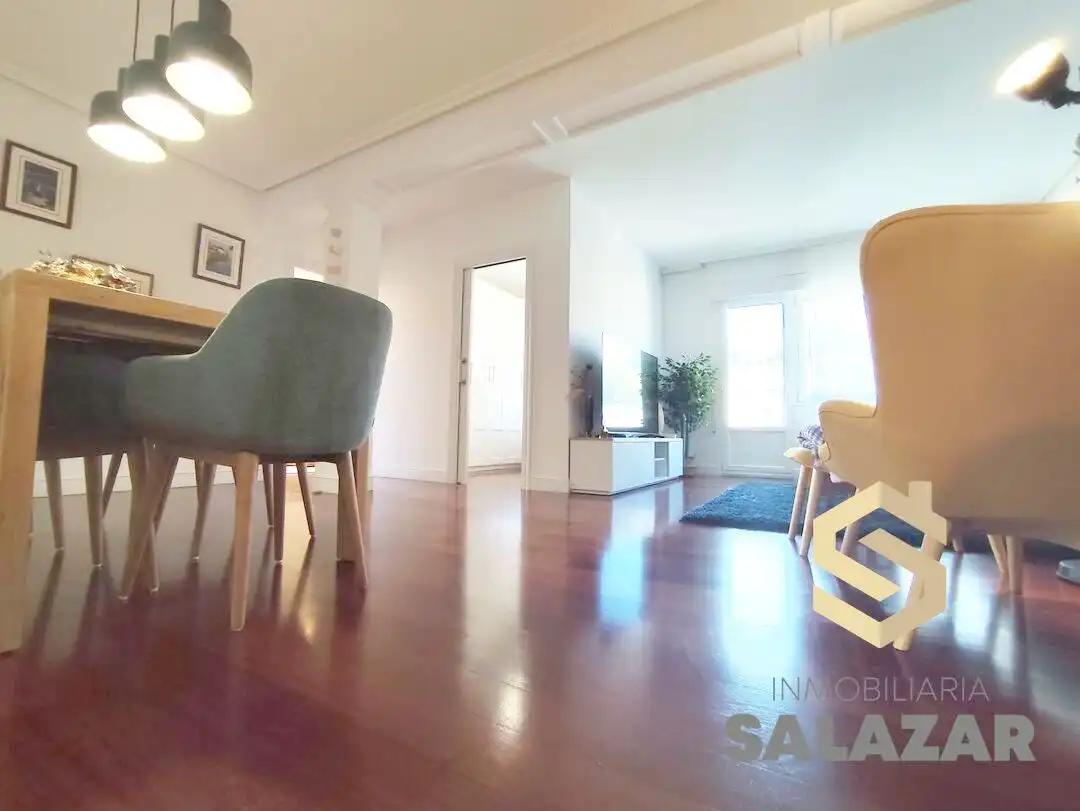 Piso con terraza en venta en Careaga Placido Plaza, imagen 6