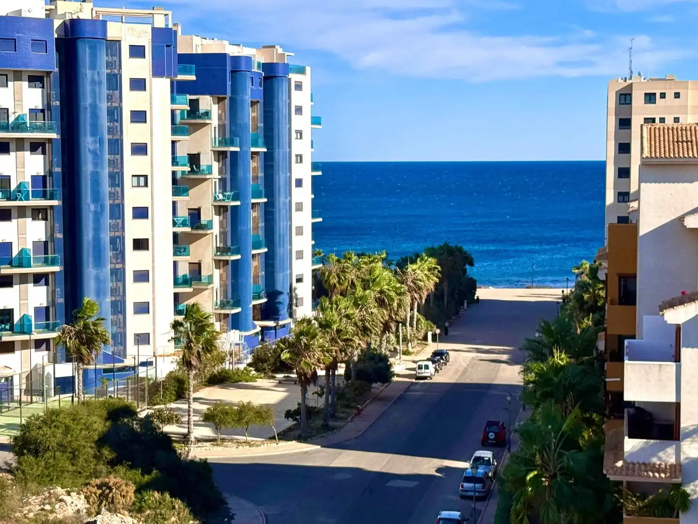 Vista exterior de Apartament en venda en Torrevieja amb Aire condicionat, Calefacció i Jardí privat