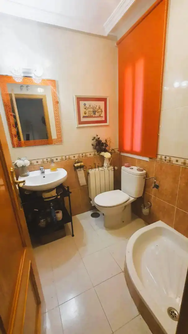 Badezimmer von Haus oder Chalet zum Verkauf in Barcience mit Klimaanlage, Heizung und Privatgarten