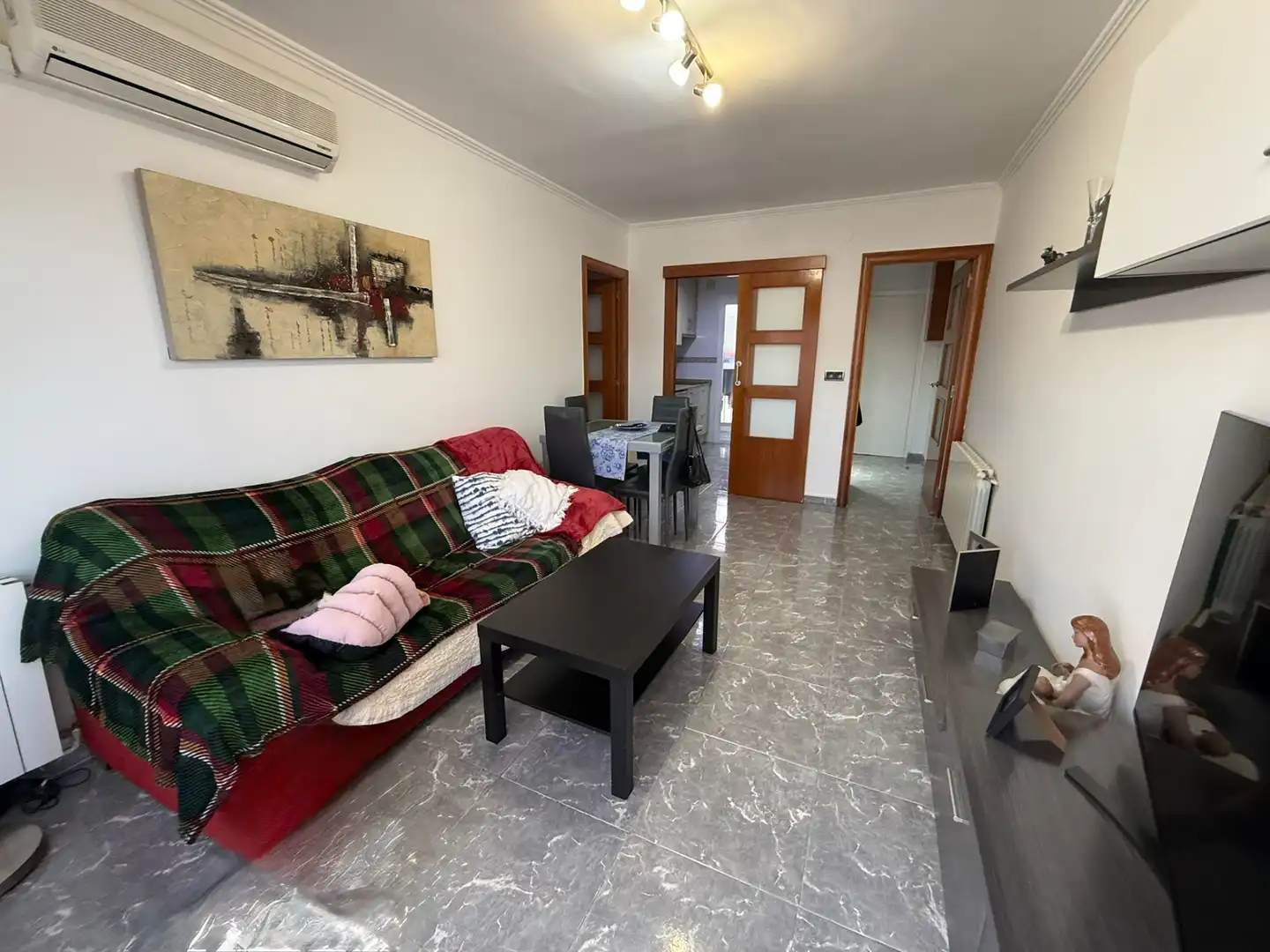 Living room of Flat for sale in Mataró  with Storage room, Furnished and Balcony