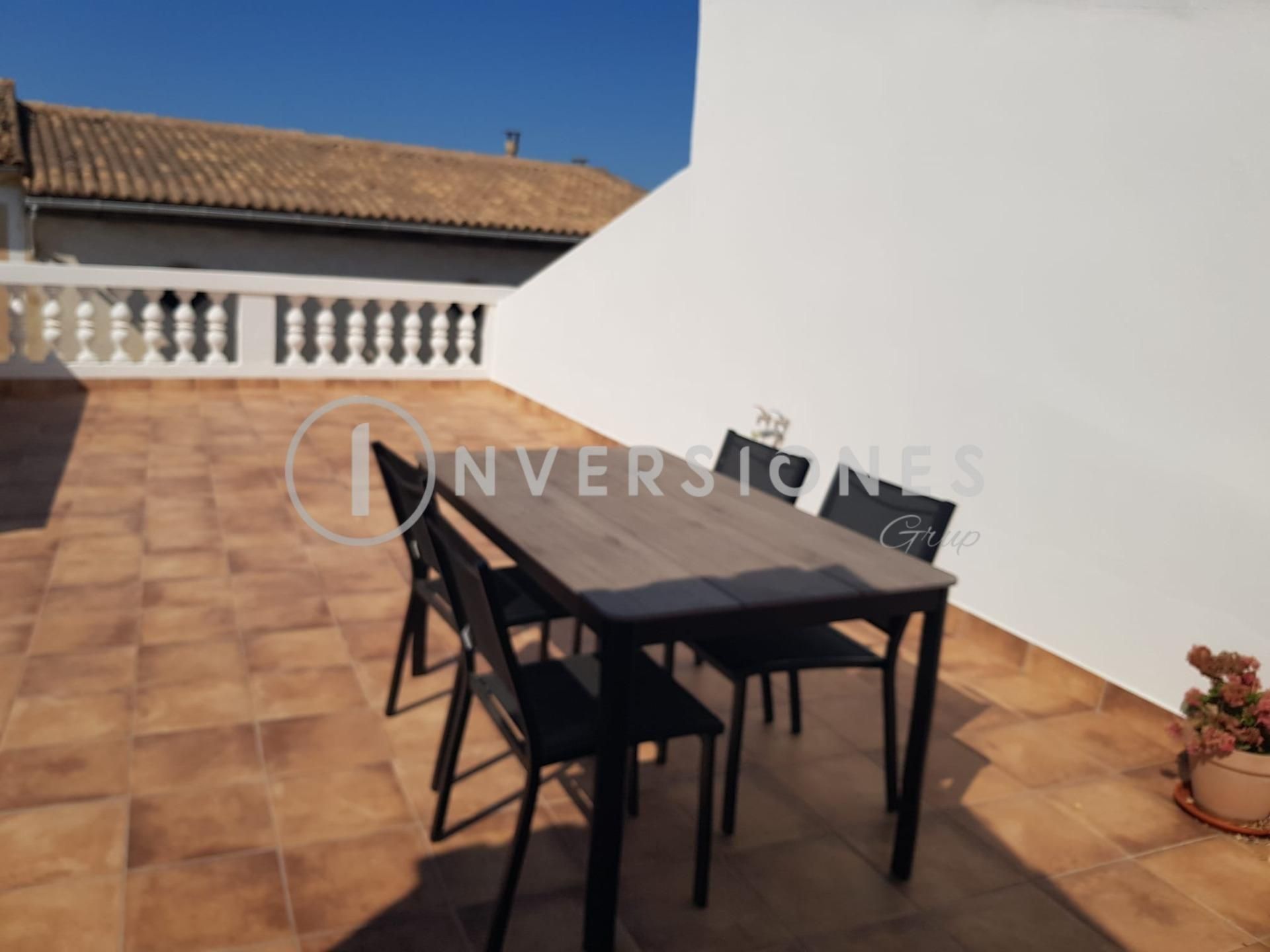 Terrassa de Casa o xalet en venda en Maria de la Salut amb Parquet, Terrassa i Traster