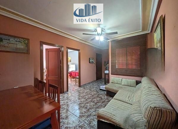 Living room of Flat for sale in Linares  with Air Conditioner, Heating and Balcony