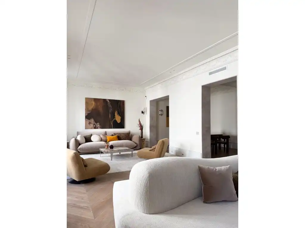 Piso con ascensor en venta en Calle Antonio Flores