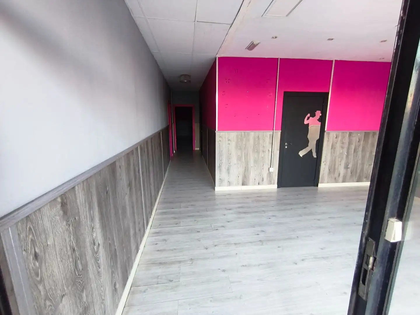 Local de alquiler en León Capital  con Aire acondicionado y Parquet