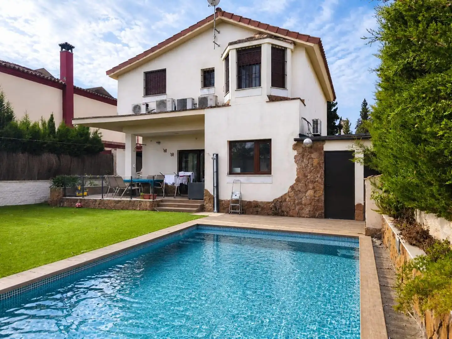 Piscina de Casa o chalet en venta en Alcalá de Guadaira con Piscina