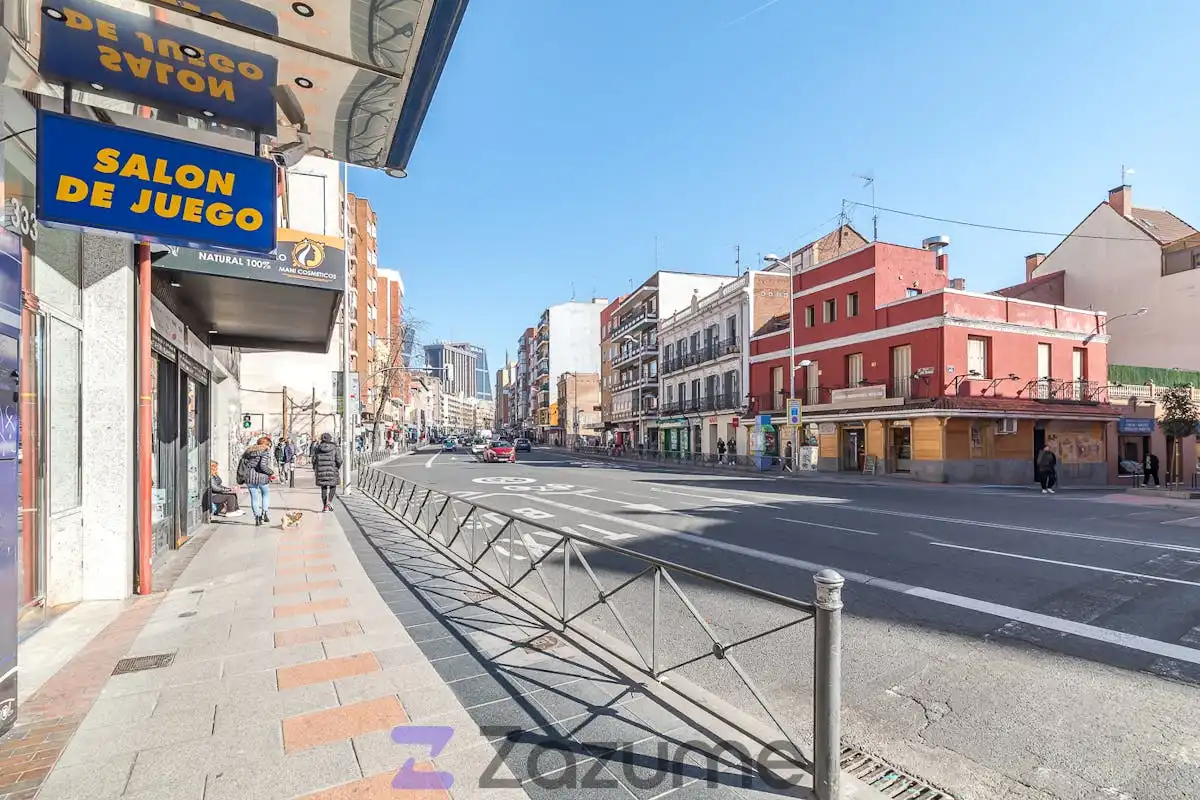 Flat for rent in C. del Divino Redentor, Valdeacederas