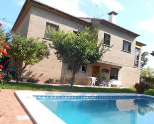 Swimming pool of House or chalet for sale in Burriana / Borriana  with Air Conditioner, Private garden and Terrace