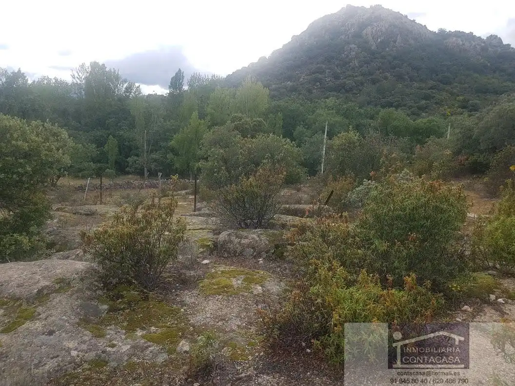 Finca rústica en venta en La Cabrera