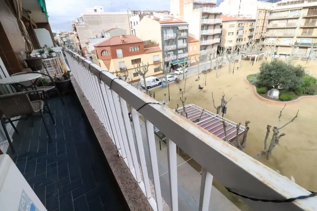 Piso con terraza en venta en Calella, imagen 2
