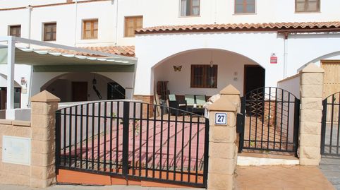 Foto 3 de Casa adosada en venda a Calle la Puente, 27, Enix, Almería
