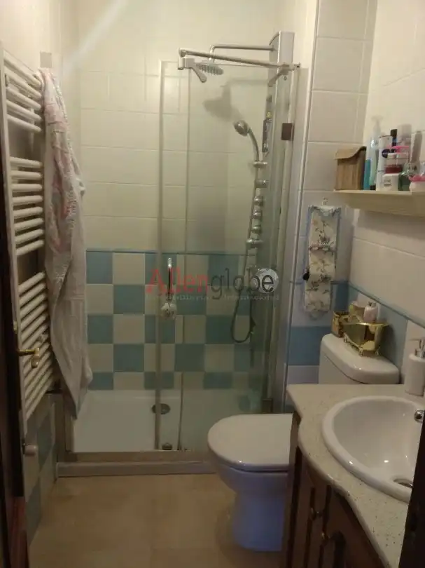 Baño de Casa o chalet en venta en Nava con Calefacción, Terraza y Balcón