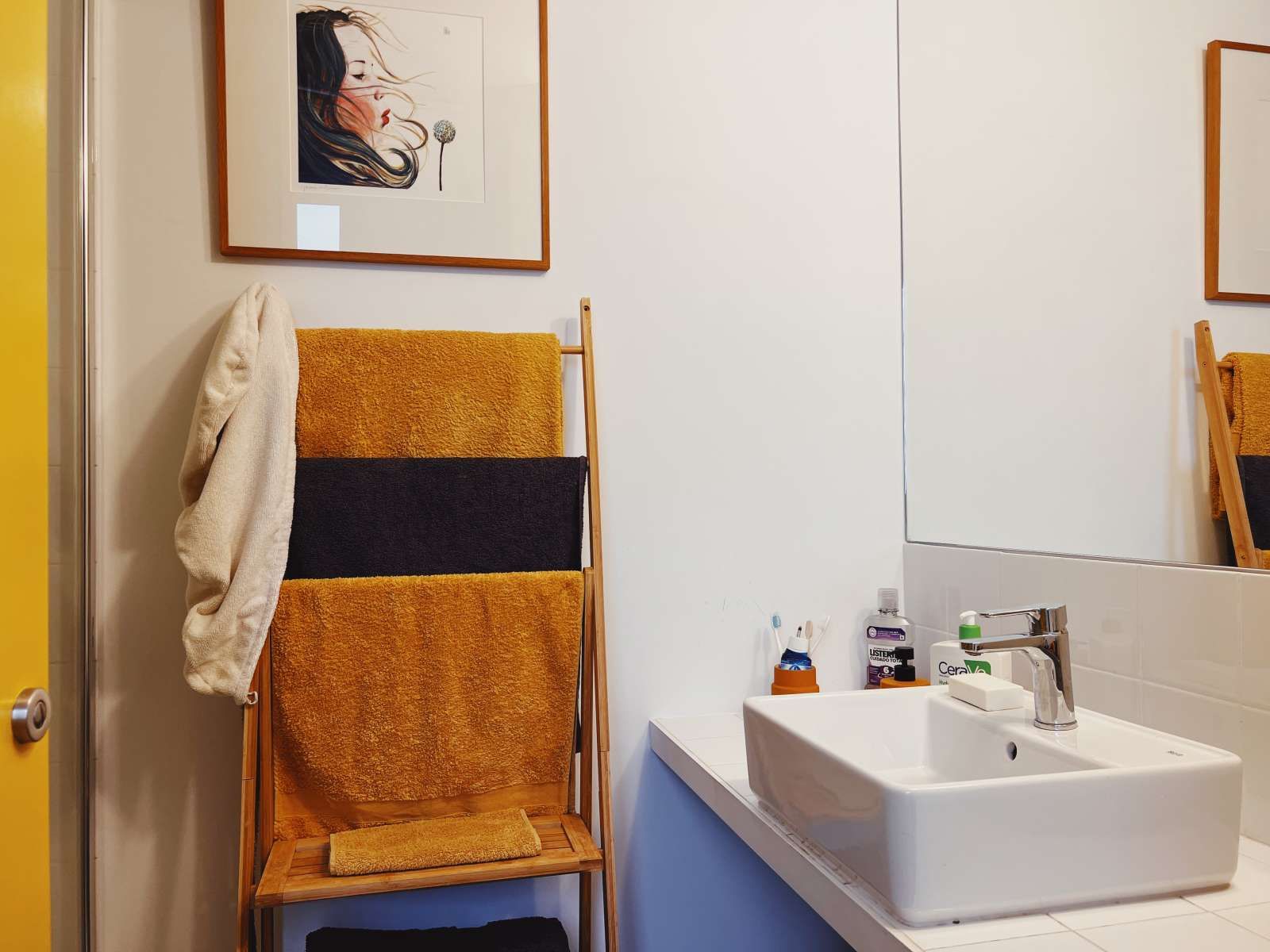 Bathroom of Flat to share in  Barcelona Capital  with Air Conditioner, Terrace and Furnished