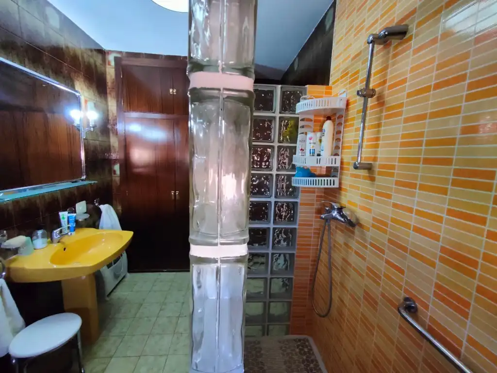Bathroom of Houses for sale in Cretas  with Heating, Private garden and Terrace