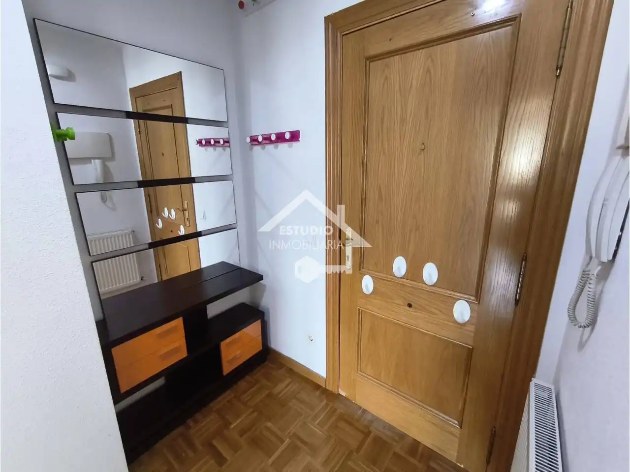 Piso en venta en Lodosa con Calefacción, Trastero y Balcón