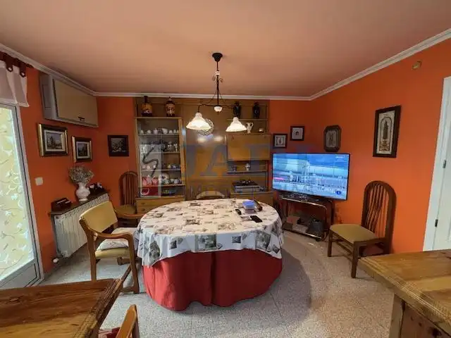 Casa adosada en venda a Valdepeñas
