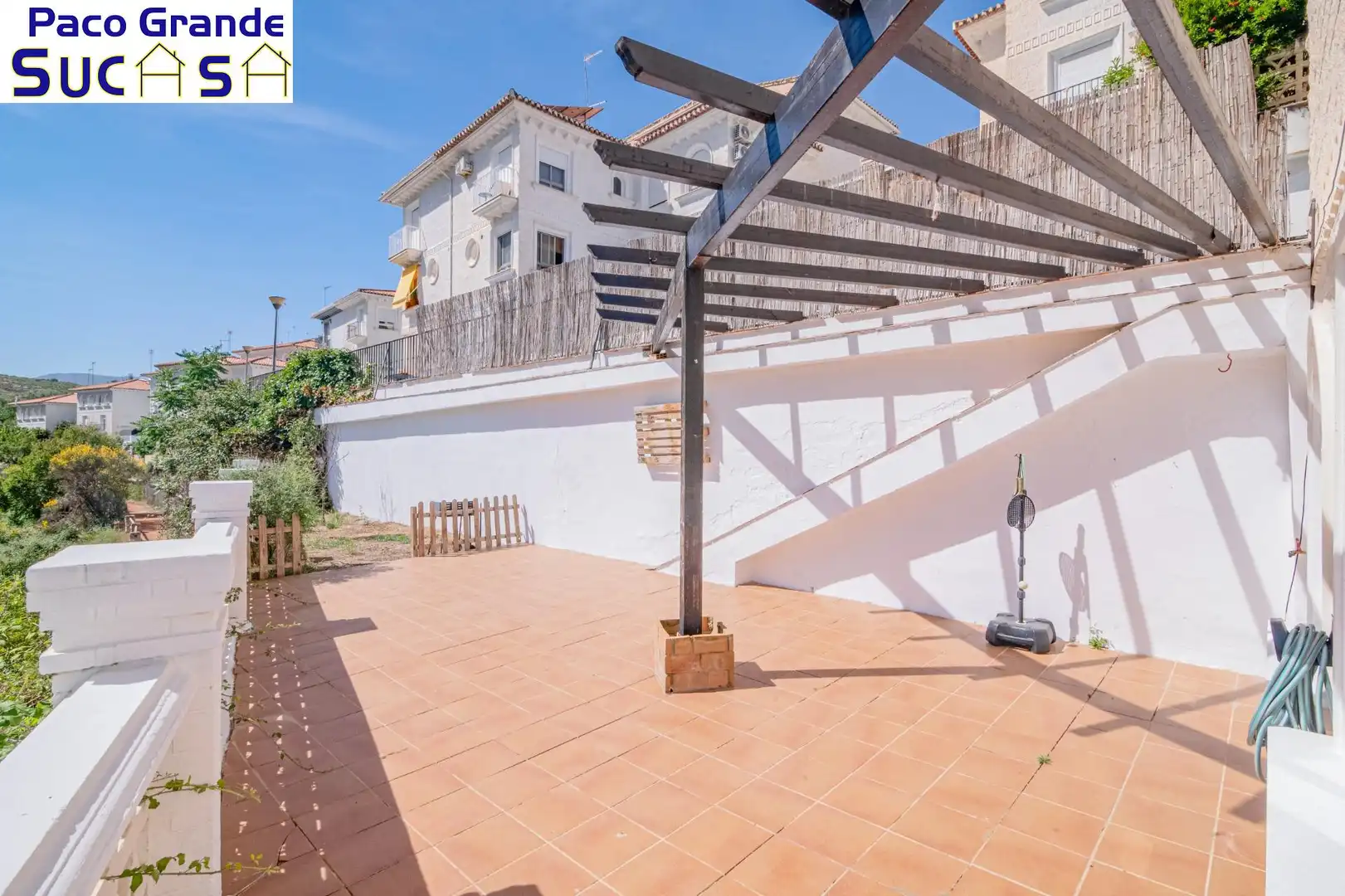 Vista exterior de Casa o xalet en venda en Gójar amb Calefacció