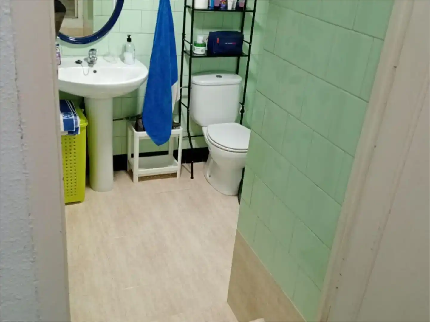 Bany de Pis en venda en Bocairent amb Balcó