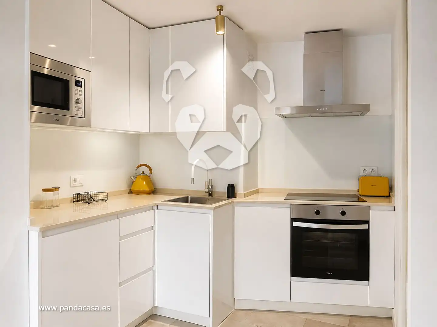 Cocina de Piso de alquiler en Madrid con Aire acondicionado, Calefacción y Amueblado