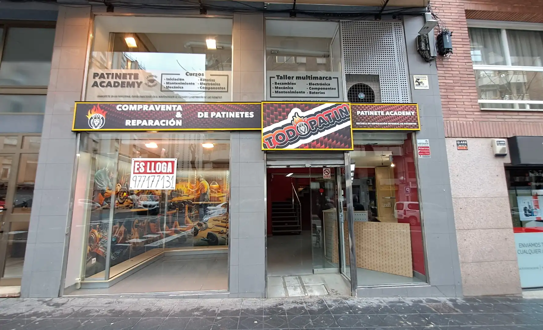 Local commercial à louer à Carrer de Pere Martell, imagen 24