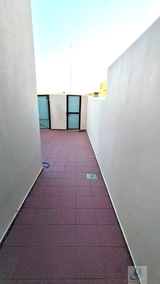 Balcony of Duplexes for sale in Chiclana de la Frontera  with Air Conditioner, Terrace and Storage room