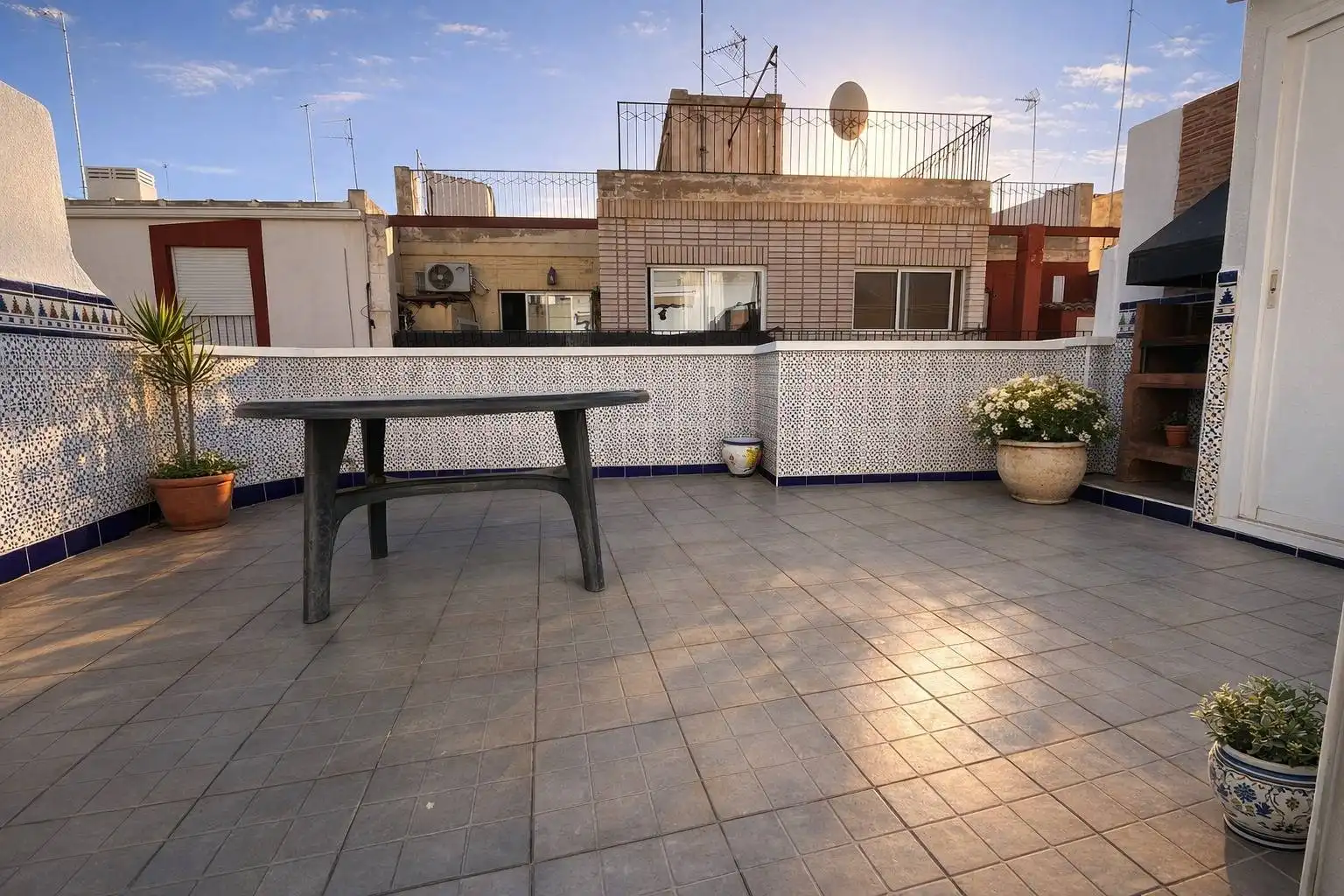 Terrace of Attic for sale in Elche / Elx  with Terrace and Furnished
