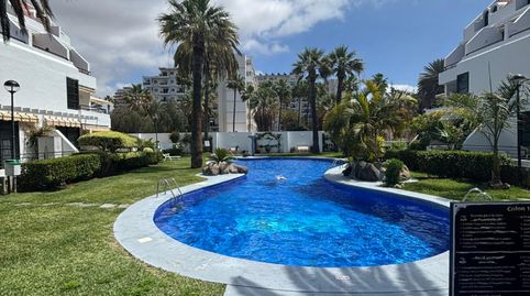 Foto 2 de Apartamento en venta en Avenida Santiago Puig, Playa de las Américas, Arona