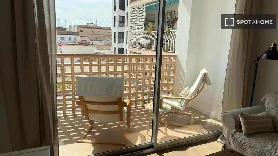 Terraza de Piso de alquiler en Paterna con Aire acondicionado, Calefacción y Amueblado