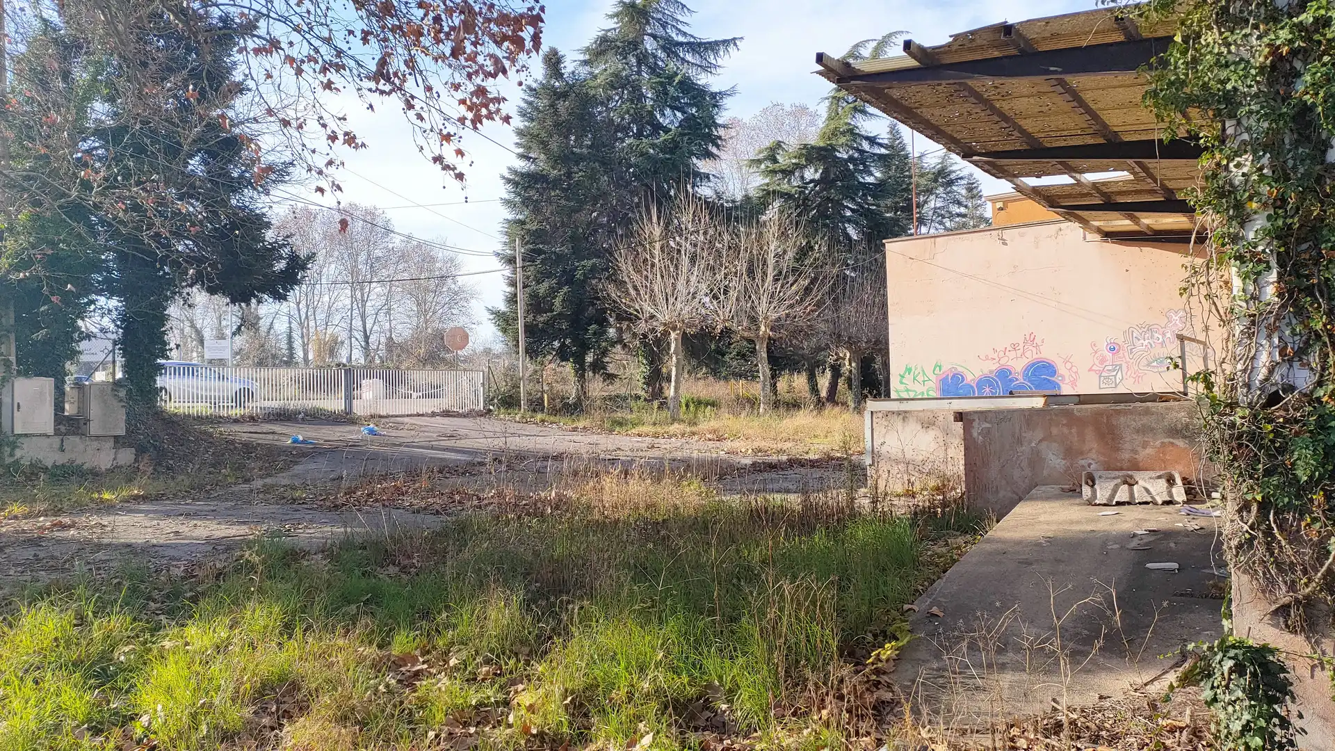 Fabrikhallen zur Miete in Bescanó
