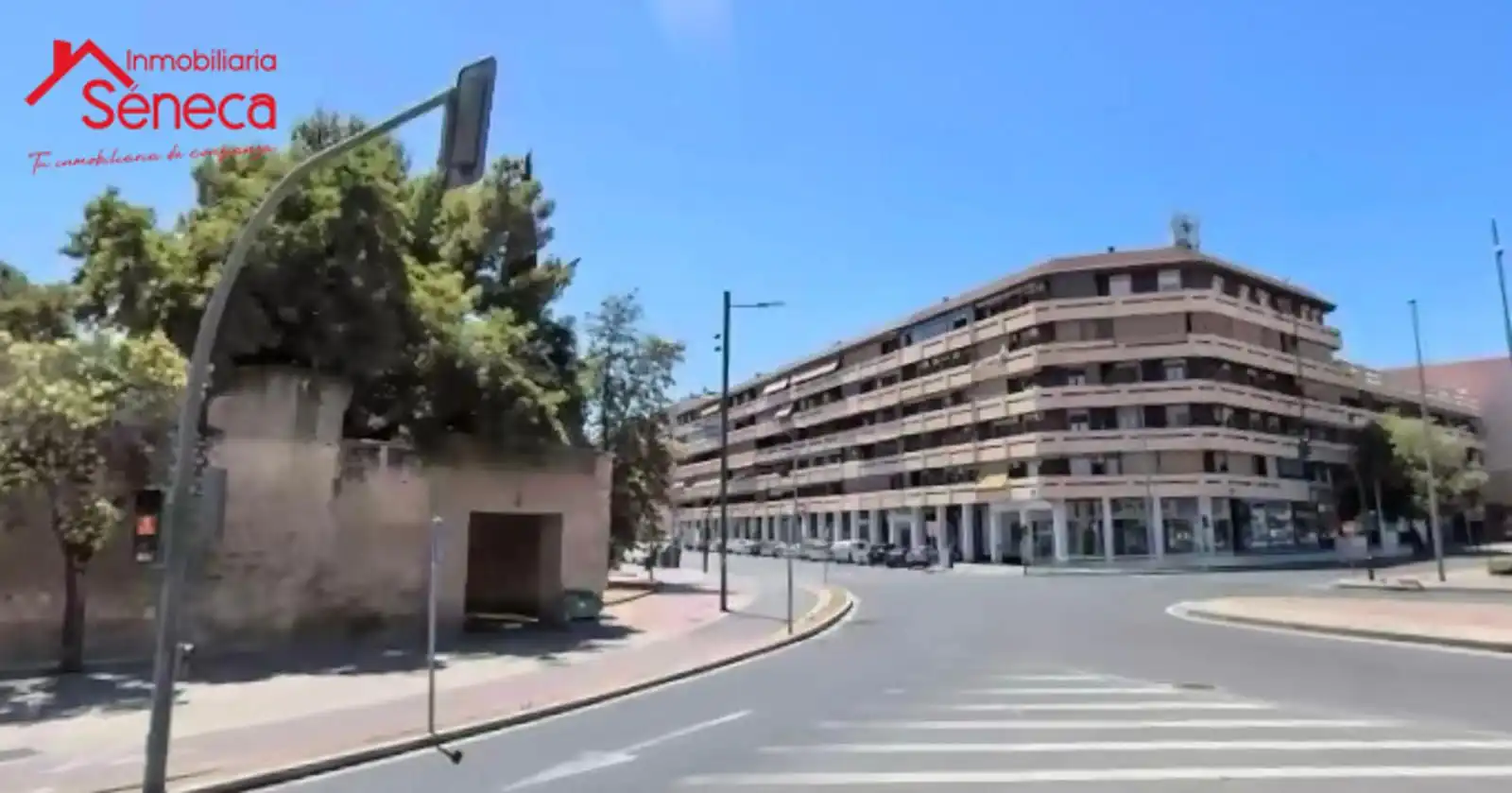 Außenansicht von Wohnung zum Verkauf in Córdoba mit Klimaanlage, Terrasse und Abstellraum