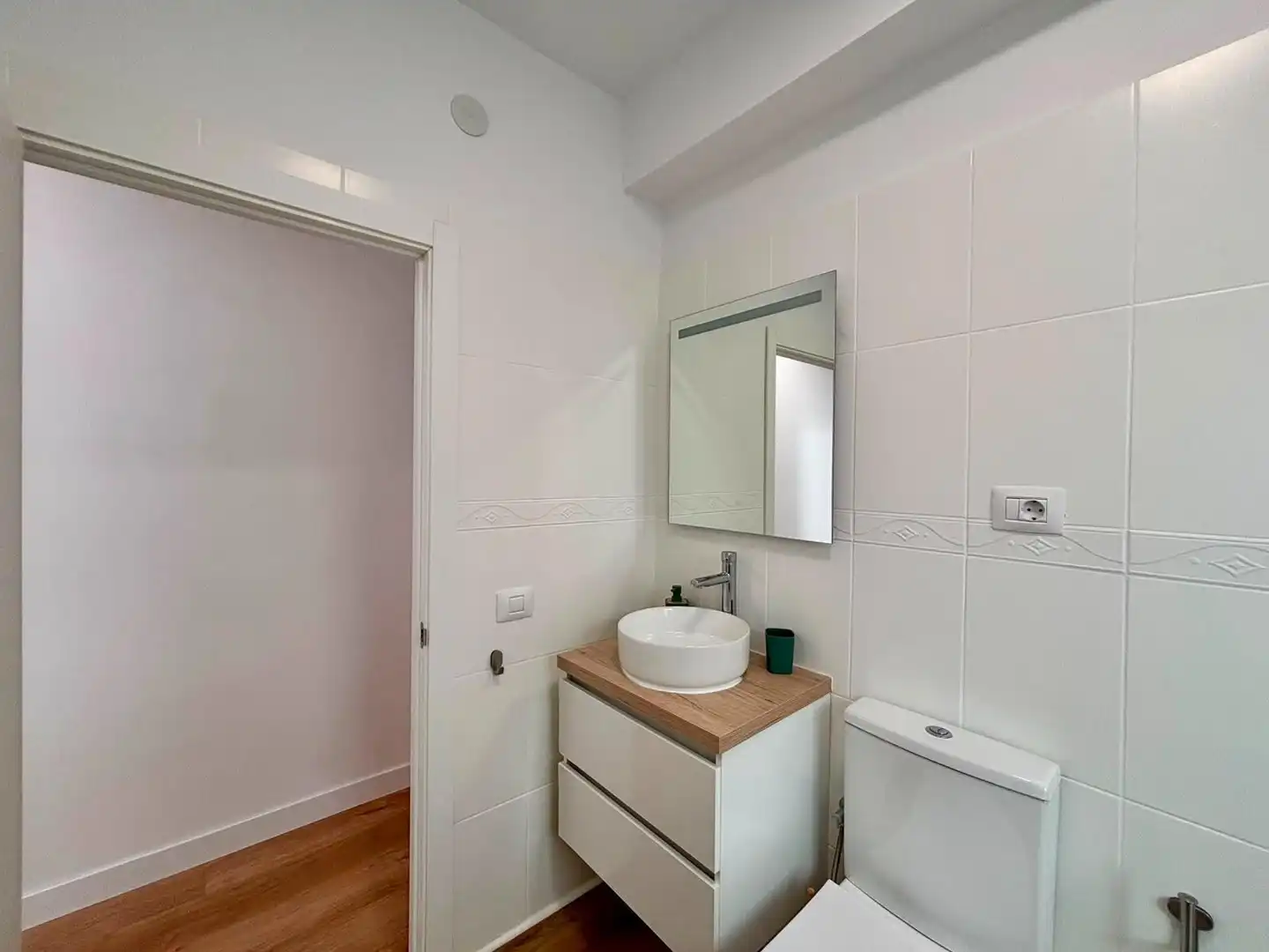 Baño de Piso de alquiler en Santa Cruz de Tenerife con Parquet, Terraza y Amueblado