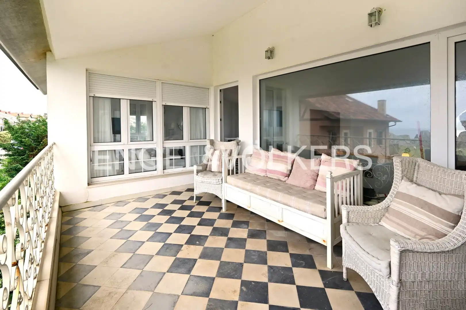 Terrassa de Casa o xalet en venda en Piélagos amb Calefacció, Jardí privat i Terrassa