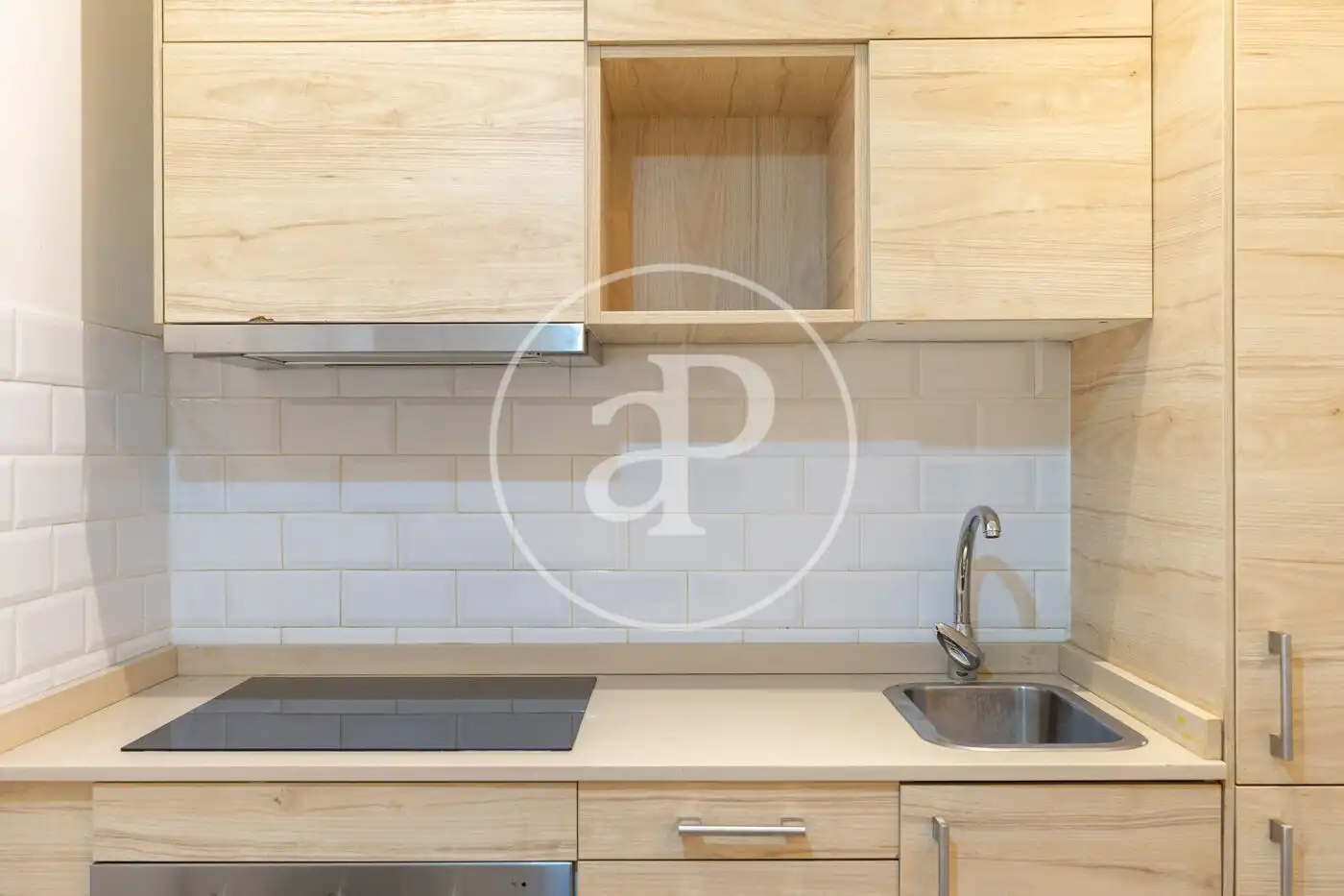 Küche von Wohnung zum Verkauf in Barcelona mit Heizung, Möbliert und Balkon