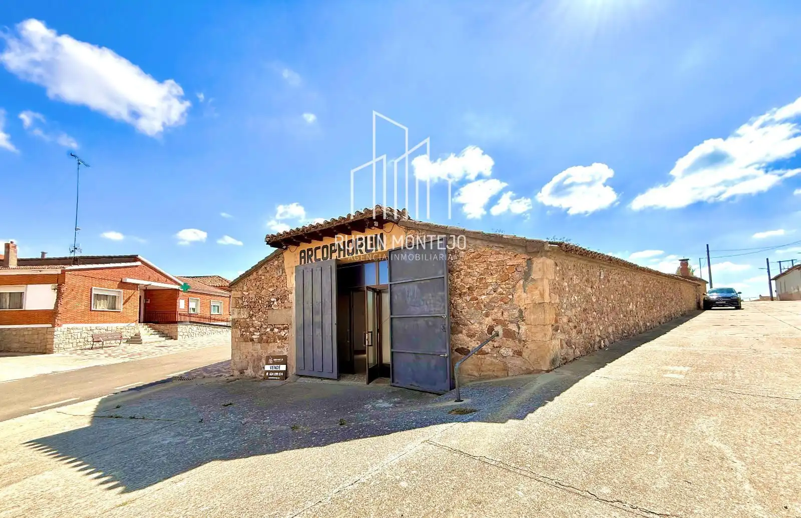 Vista exterior de Local en venta en Robliza de Cojos con Terraza