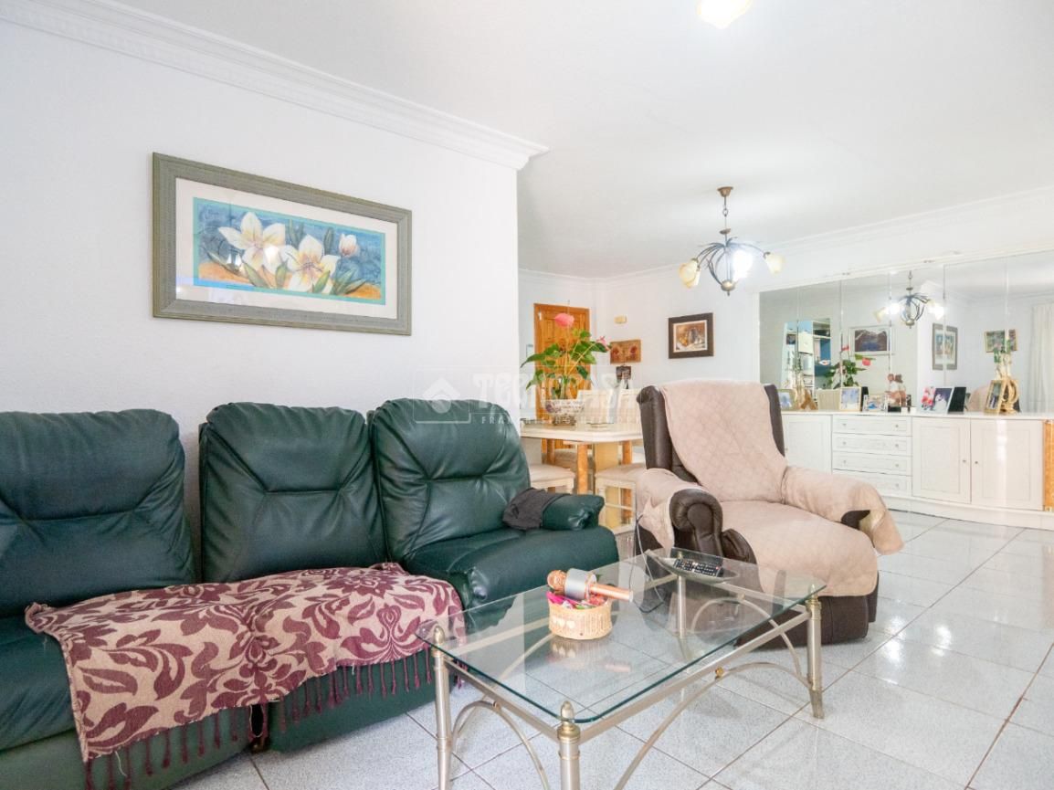 Sala d'estar de Àtic en venda en Santiago del Teide amb Terrassa i Balcó