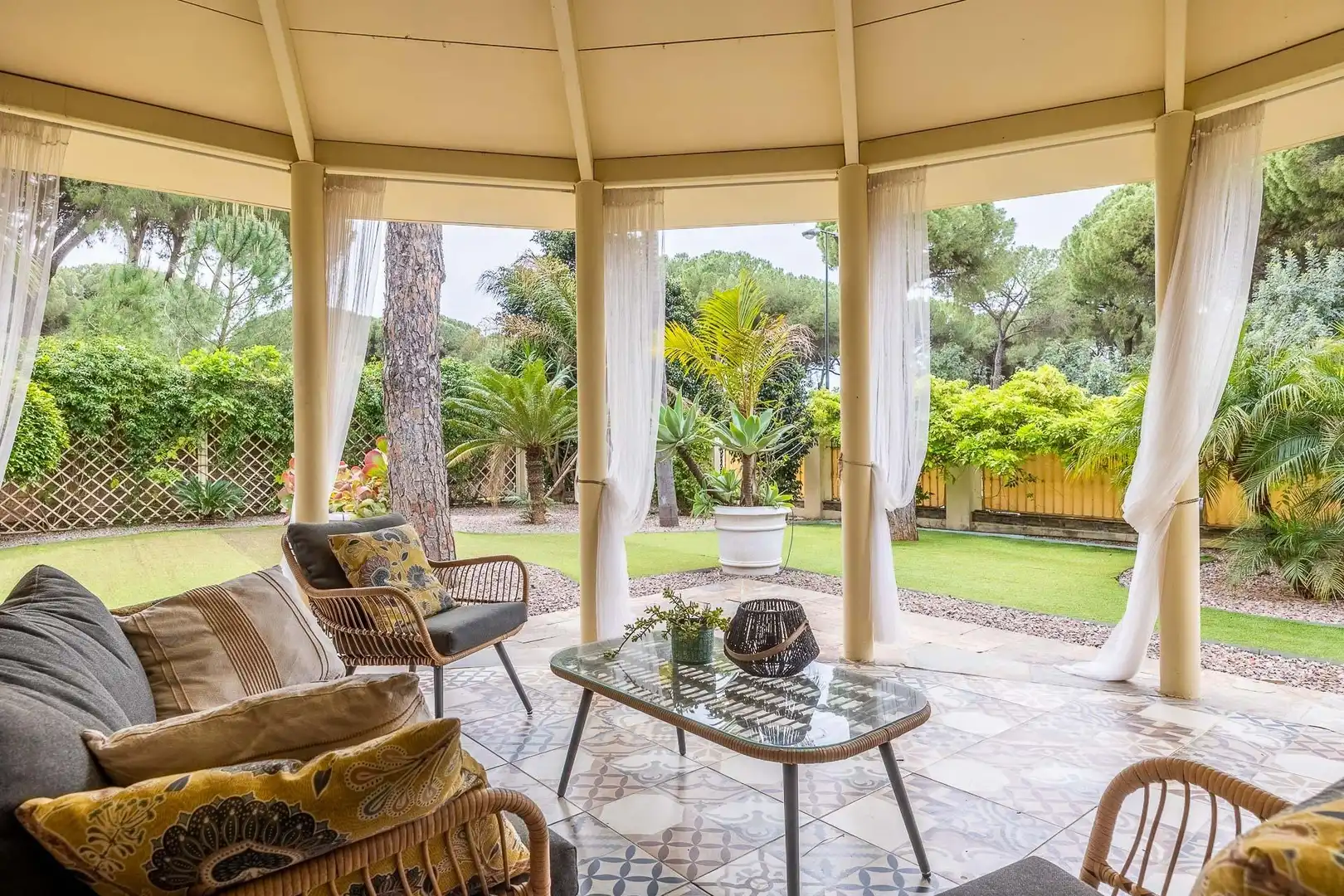 Chalet con piscina en venta en Bollullos de la Mitación, imagen 18