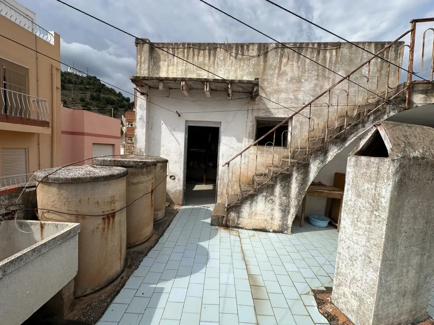Exterior view of Detached homes for sale in L'Alcora  with Terrace and Storage room