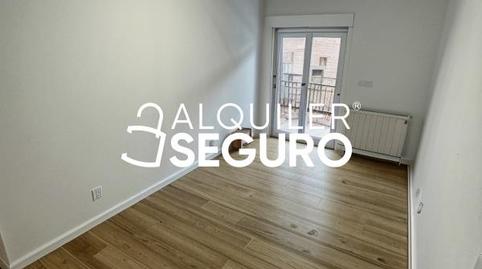 Foto 3 de Piso de alquiler en Alcatraz, Opañel, Madrid