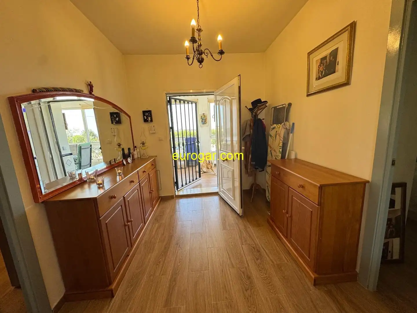 Casa o chalet en venta en Chiva con Jardín privado, Terraza y Trastero