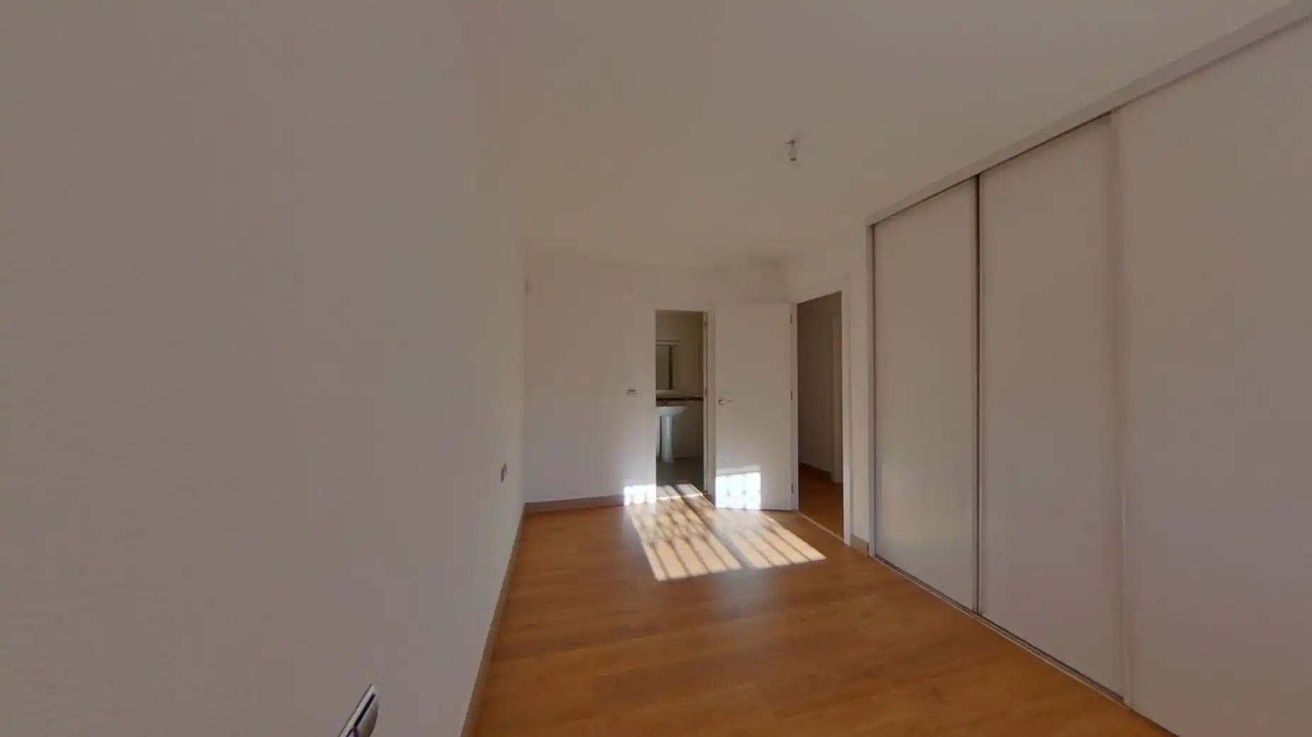 Habitación de Piso en venta en Murcia con Balcón